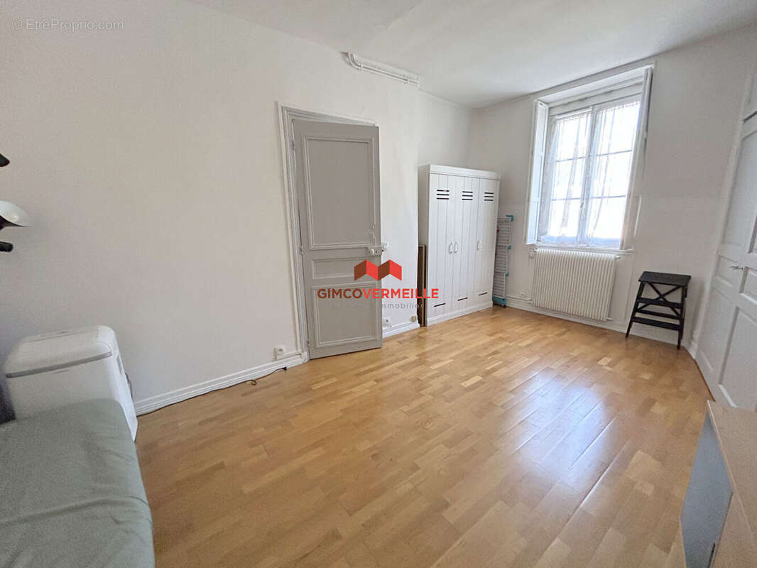 Appartement à LOUVECIENNES