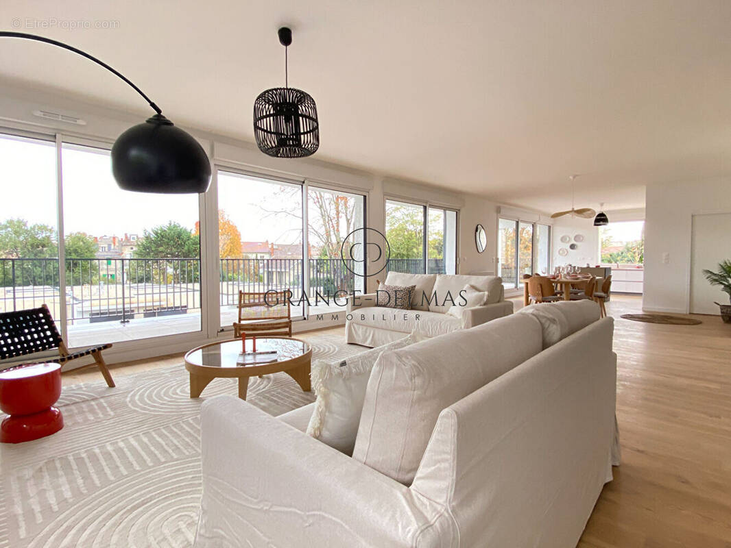 Appartement à BORDEAUX