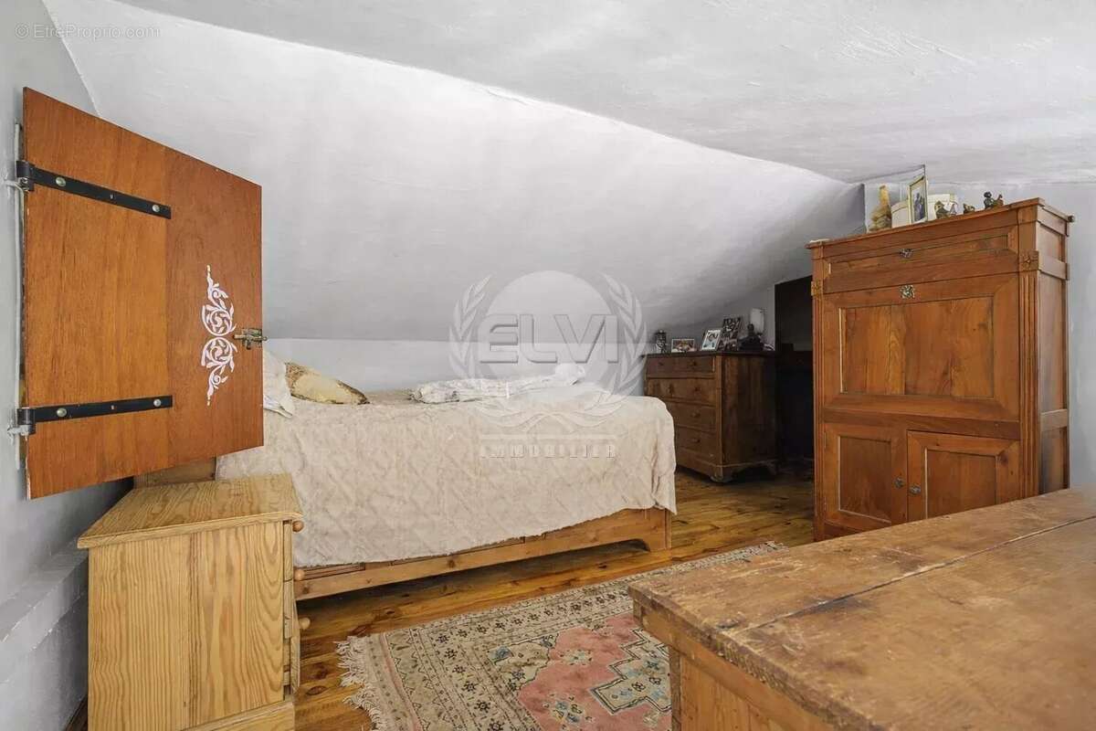 Appartement à GRIMAUD