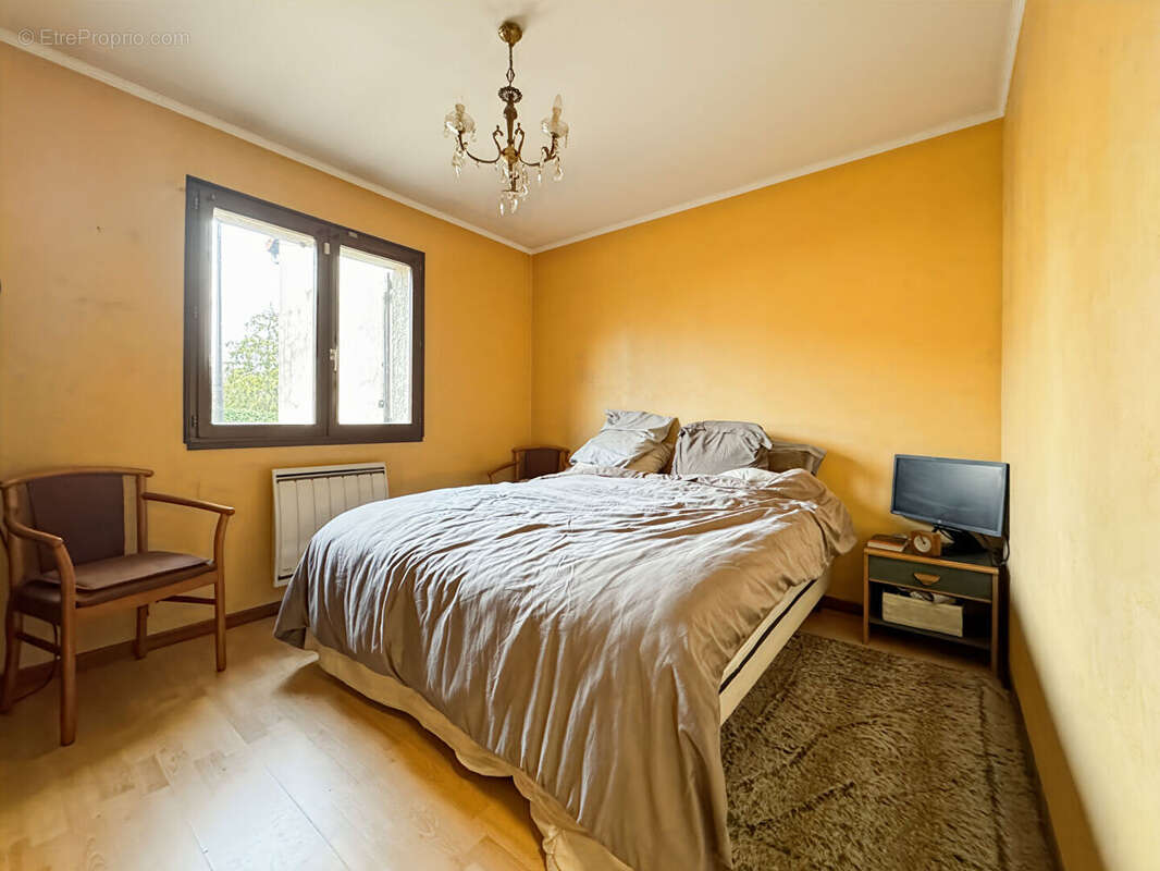 Maison à NEUILLY-PLAISANCE