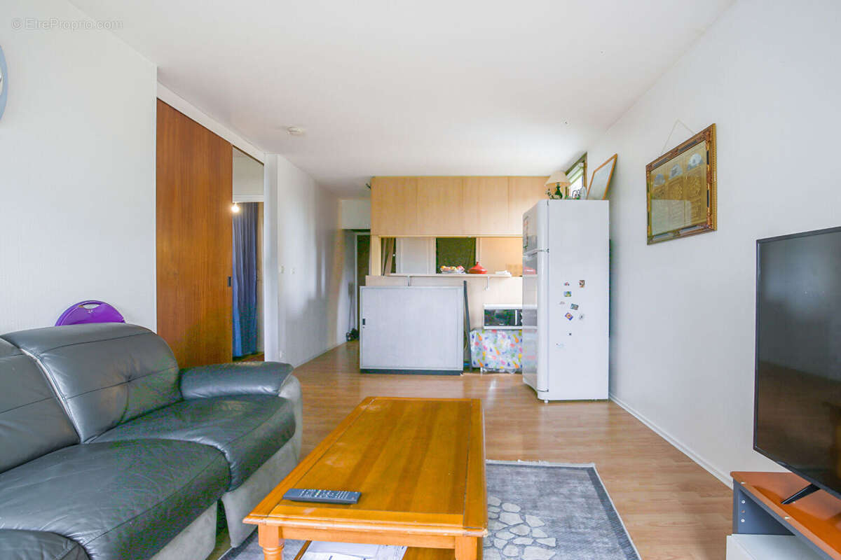 "anémone" - exclusivite - annecy - appartement 2 pieces de 46,02 m2 + balcons - cave - photo 3