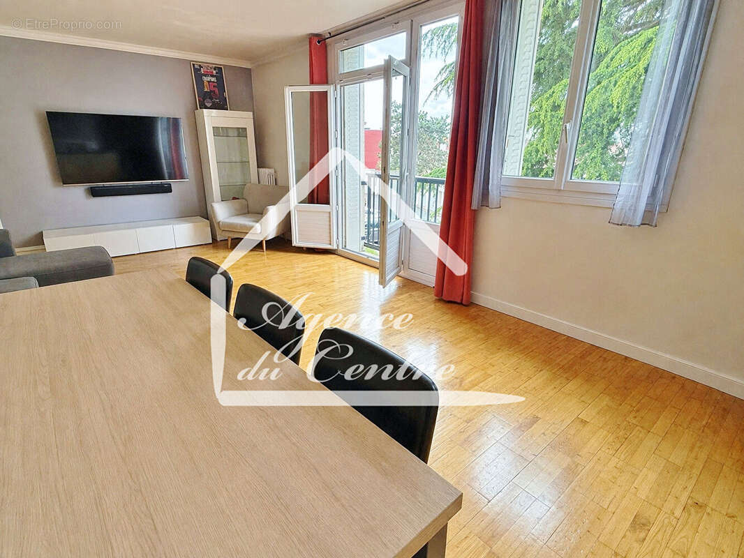 Appartement à CACHAN