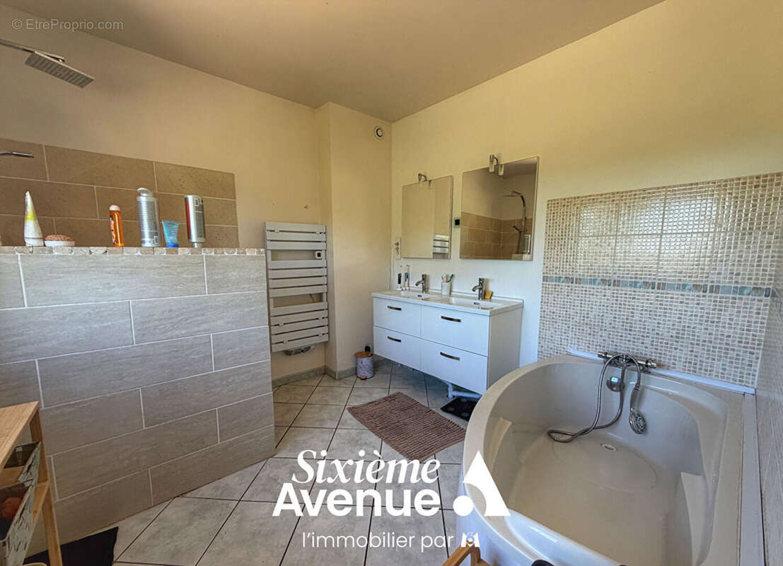 Maison Cayrac 4 pièce(s) 84 m2 - photo 8