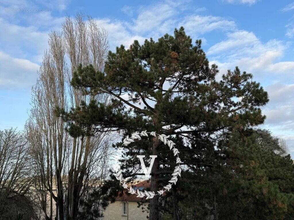 Appartement à RUEIL-MALMAISON