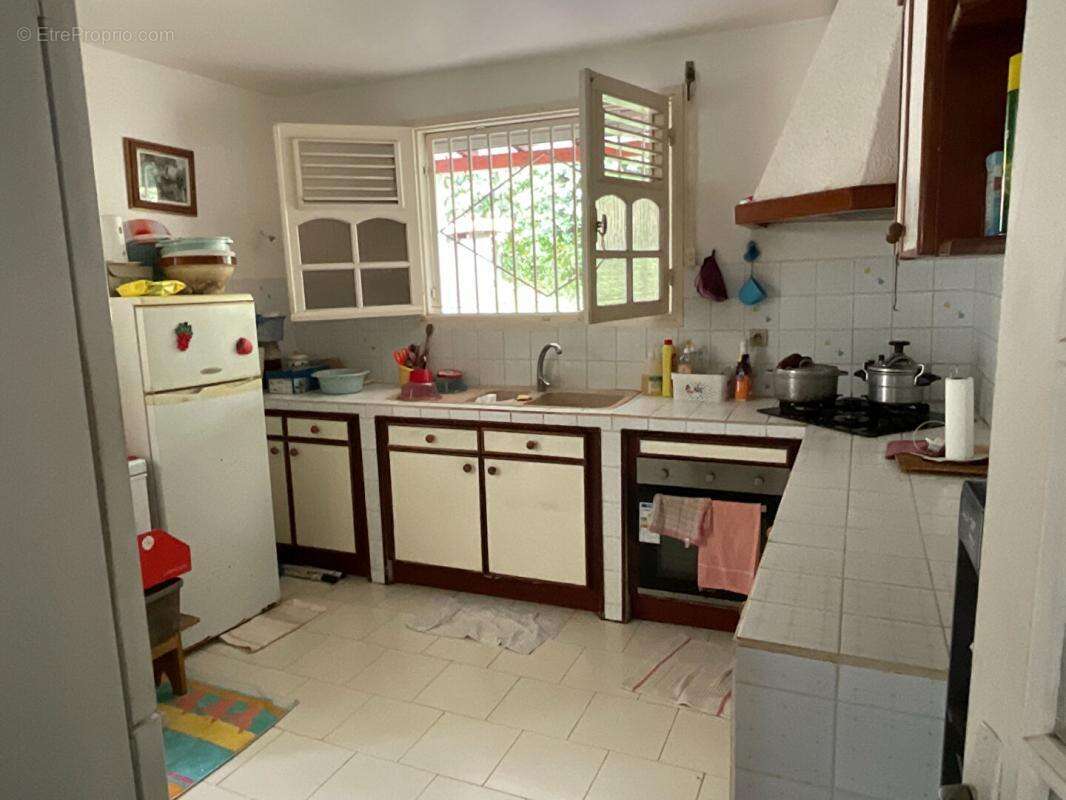 Maison à BASSE-TERRE