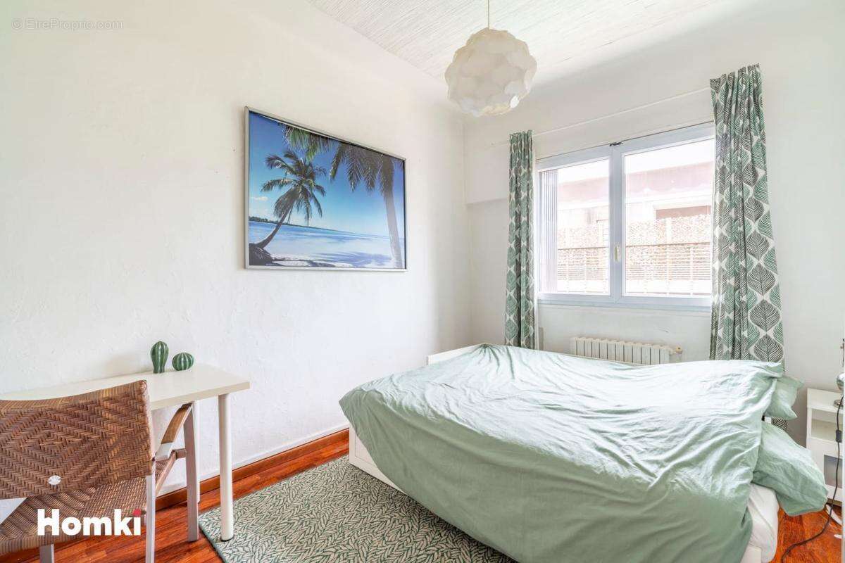 Appartement à MARSEILLE-9E