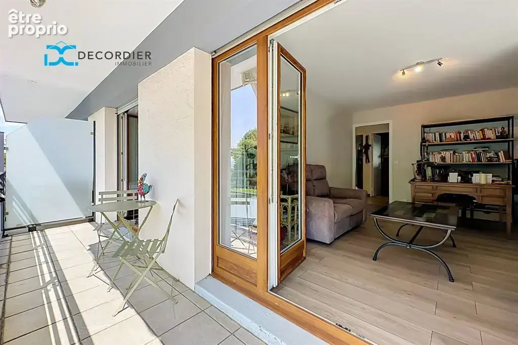 Evian t3 balcon terrasse - photo 3