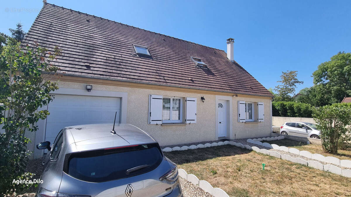 Pavillon avec grande terrasse et jardin de 1 500M² - photo 15