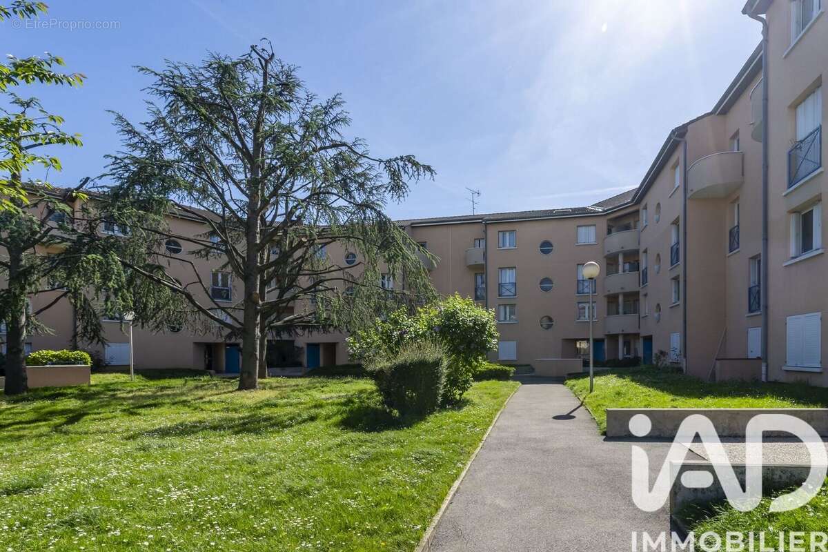 Photo 8 - Appartement à CHEVILLY-LARUE