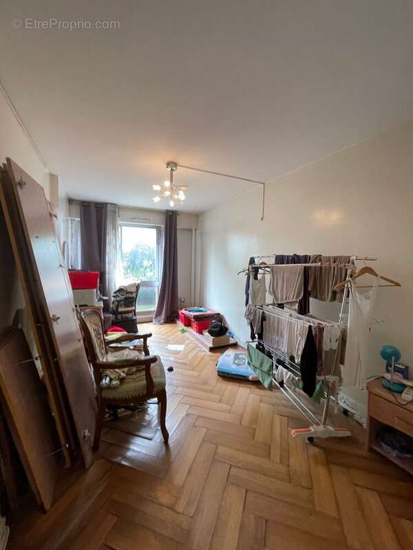 Appartement à PARIS-19E