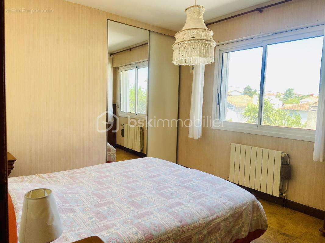 HENDAYE – Une maison familiale aux volumes exceptionnels, où tout se vit de plain-pied ! - photo 5