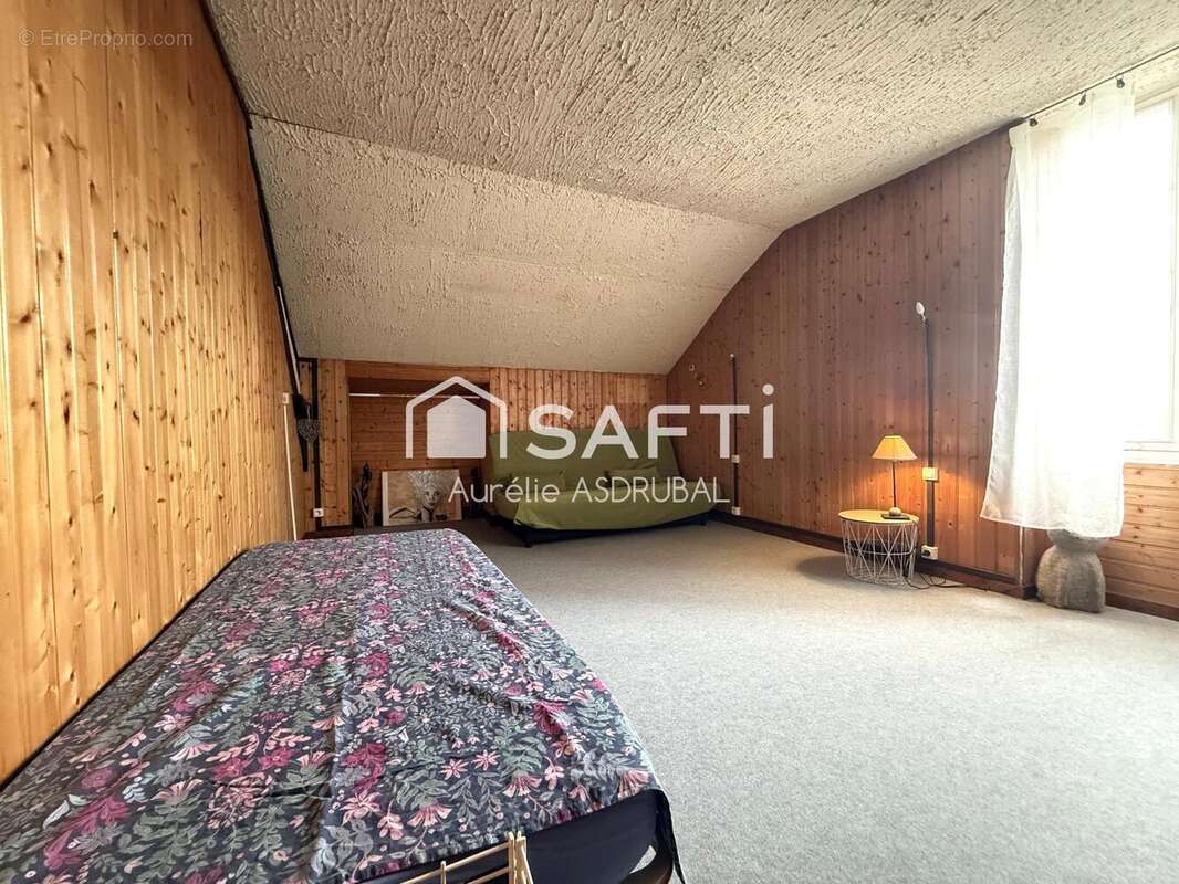 Maison 99 m² à Le Buisson-De-Cadouin  - photo 8