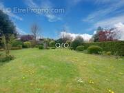 Terrain à MERIGNIES