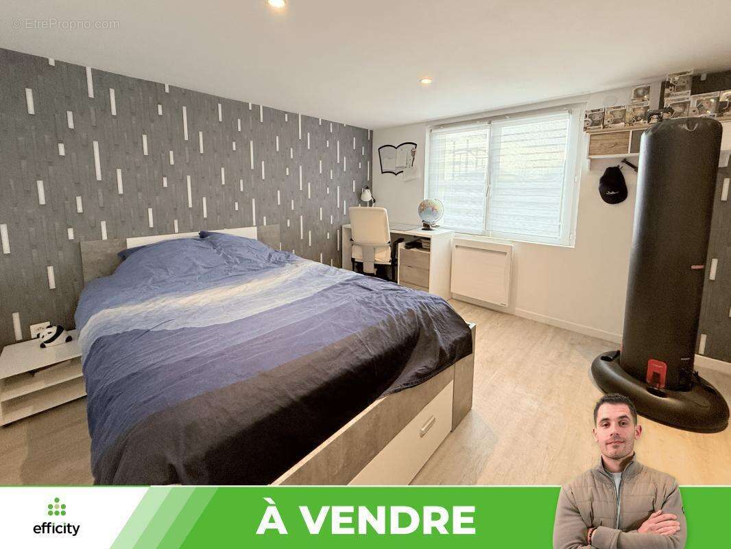 Maison à SMARVES