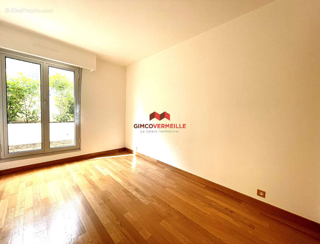 Appartement à BOUGIVAL