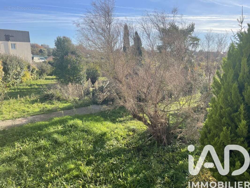 Photo 2 - Maison à JAUNAY-CLAN