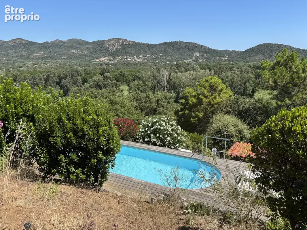 Propriété proche de la Testa  avec piscine et vue panoramique et imprenable sur la mer et les montagnes enviro - photo 25