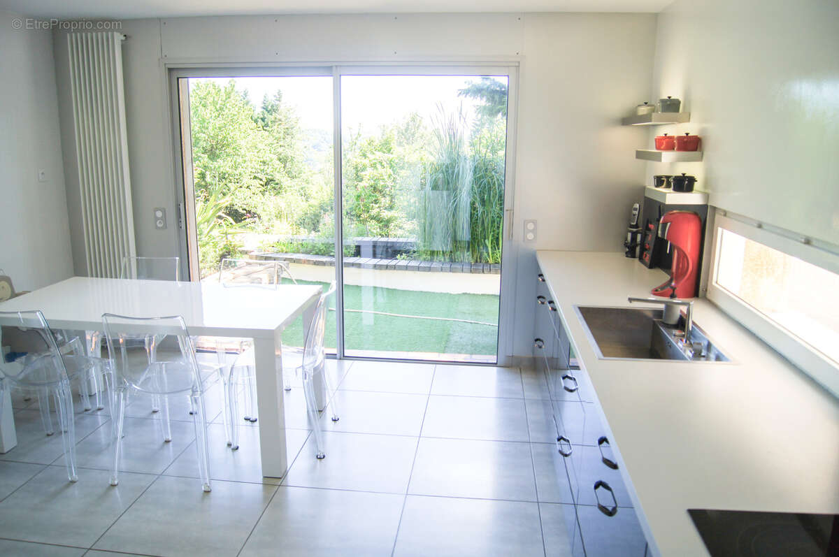 Propriété de 460m2 - 2 Habitations - photo 13