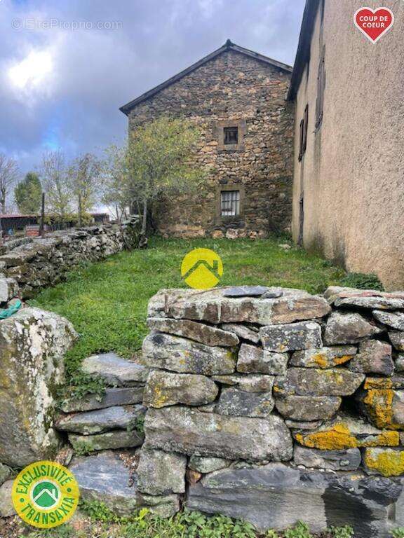 Maison à PIERREFORT