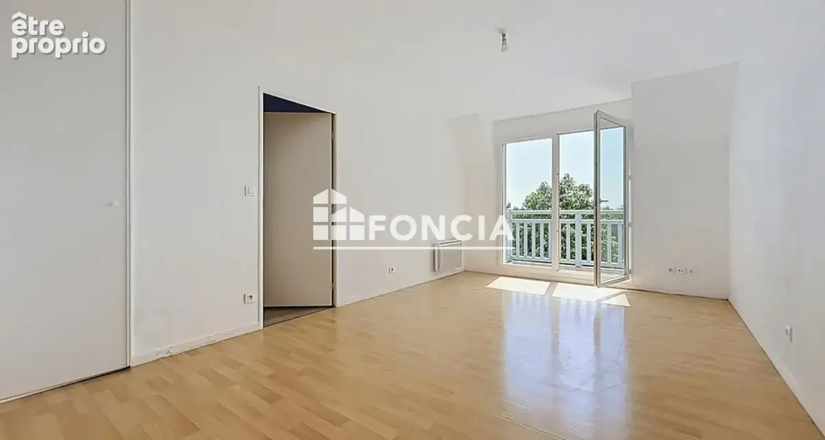 Bel appartement en dernier étage avec vue dégagée - photo 6