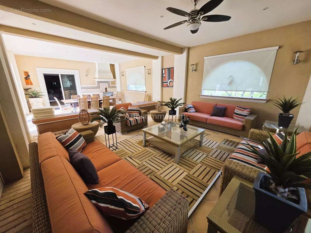 Maison à DRAGUIGNAN