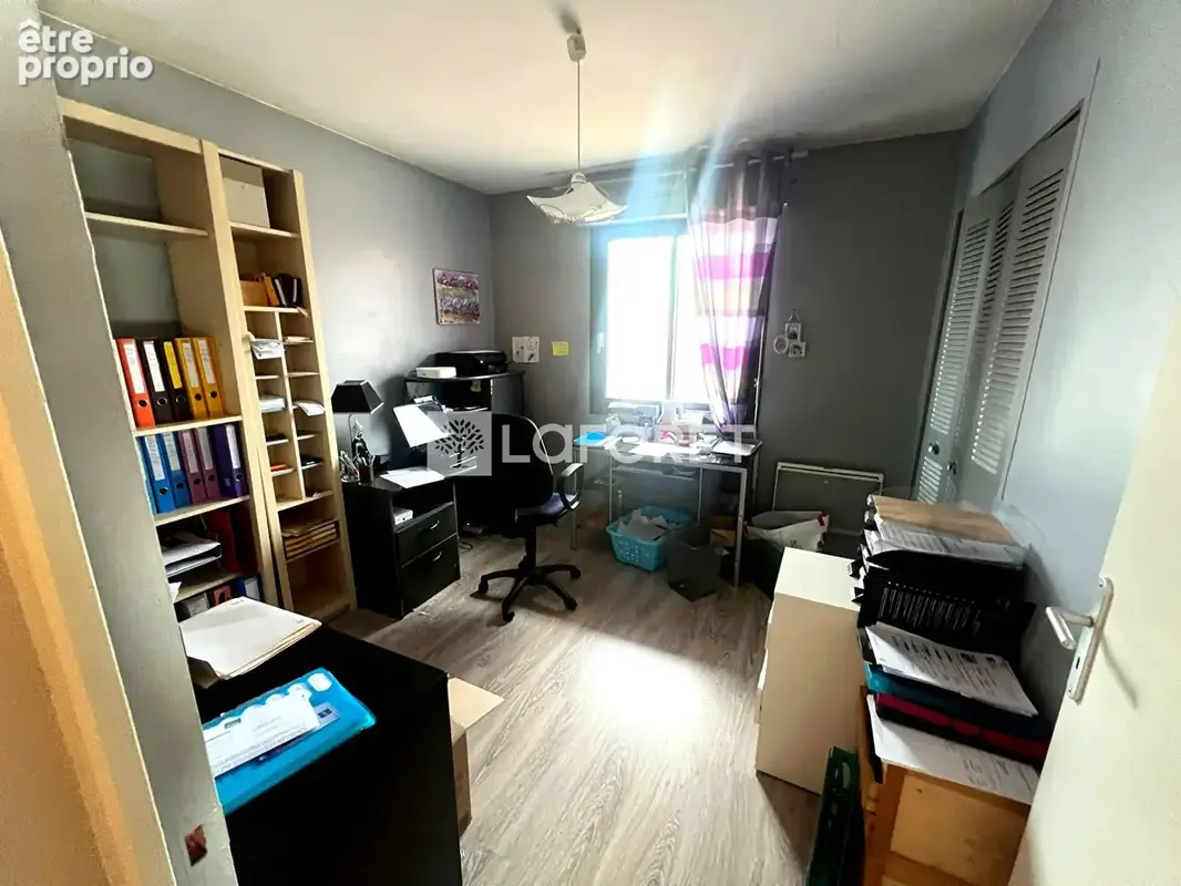 Trenal · Maison familiale 278 m² · Piscine couverte · Terrain 2 000 m² · DPE C - photo 14
