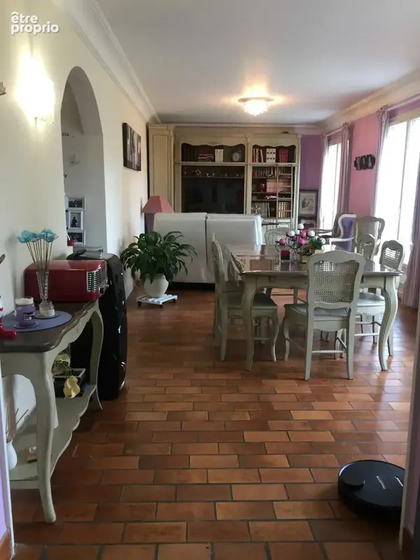 Très belle propriété prestations haut de gamme avec 280 m2 sur 5000 m2 de terrain avec piscine - photo 2
