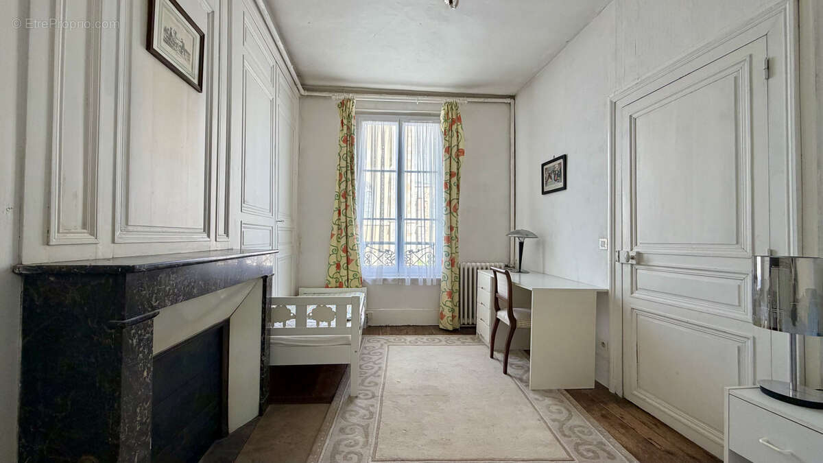 Maison à DIGNY
