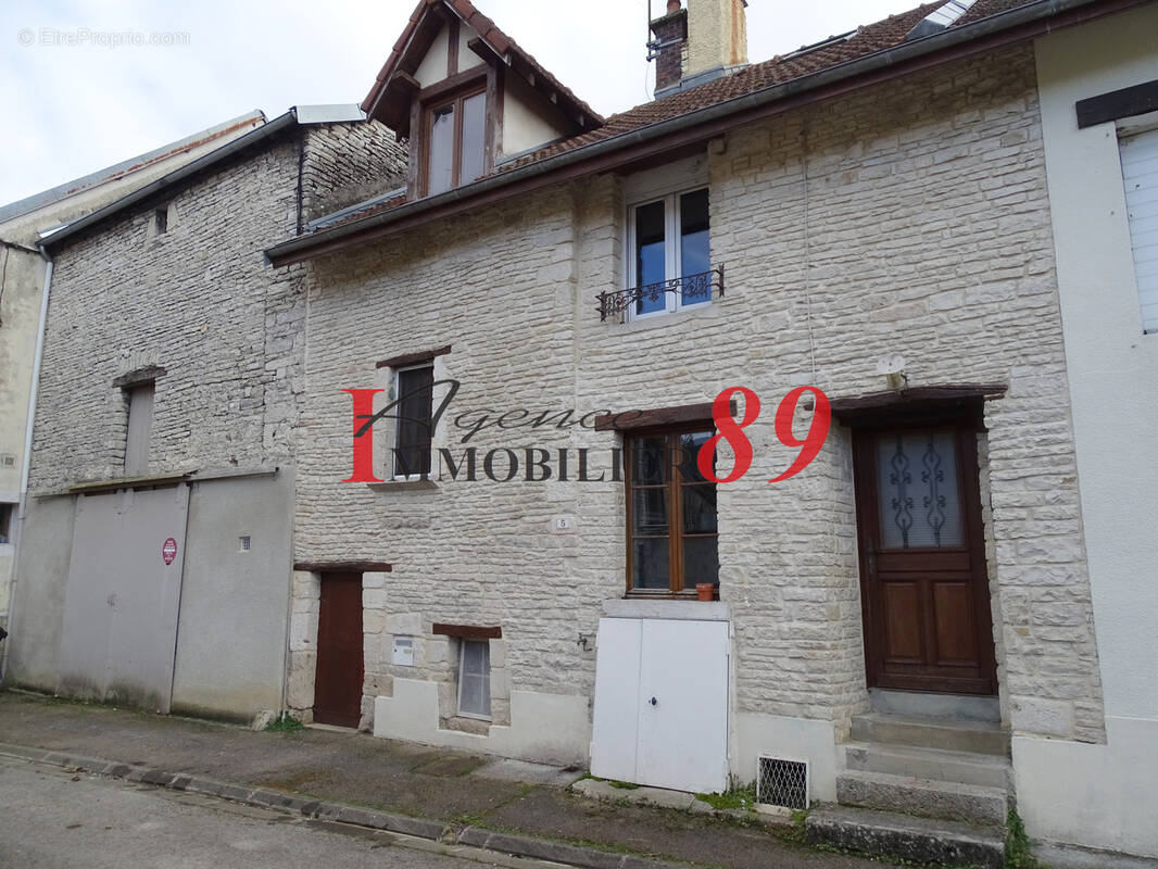 Maison à MUSSY-SUR-SEINE