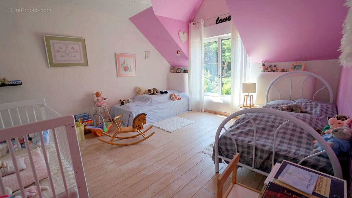 Maison à MEZIERES-SUR-SEINE