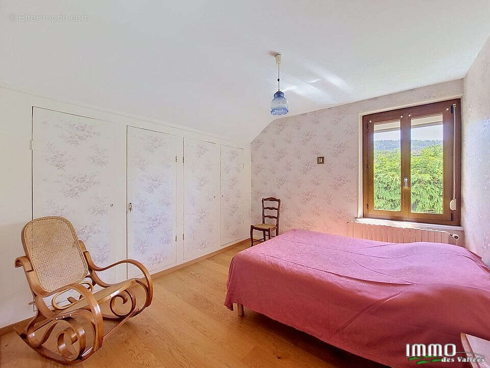 Maison à LE THILLOT