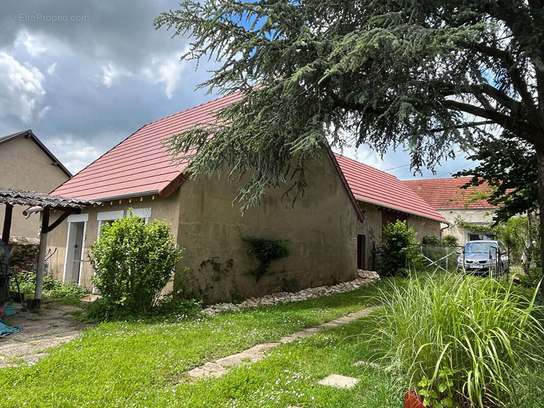 Maison à VILLENEUVE-SUR-CHER