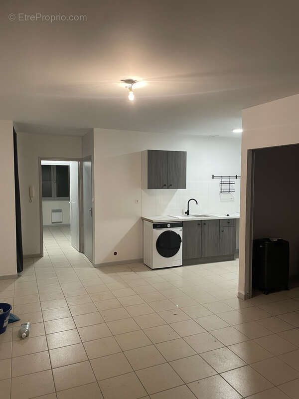 Appartement à MOLIERES