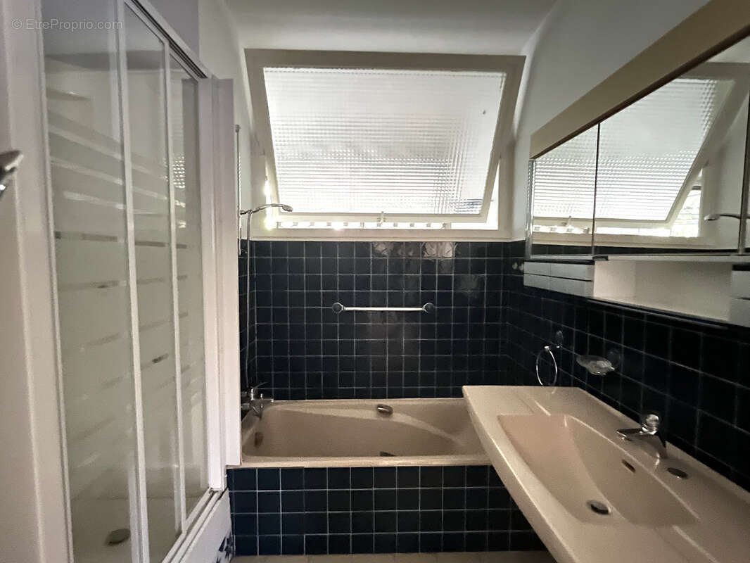 Appartement à SAINTE-FOY-LES-LYON