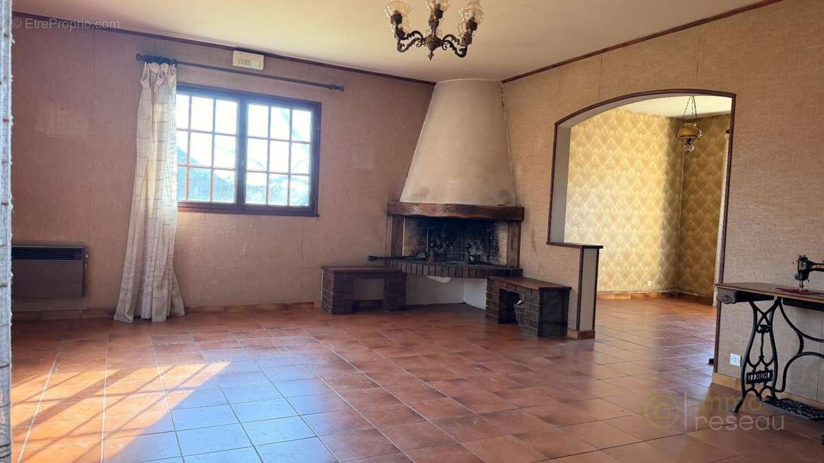 Maison à CHAUMONT-EN-VEXIN