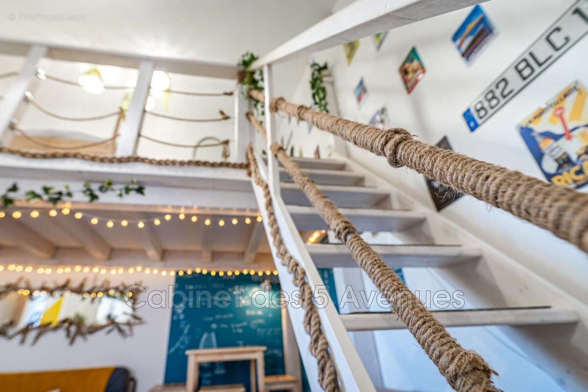 Appartement à MARSEILLE-2E