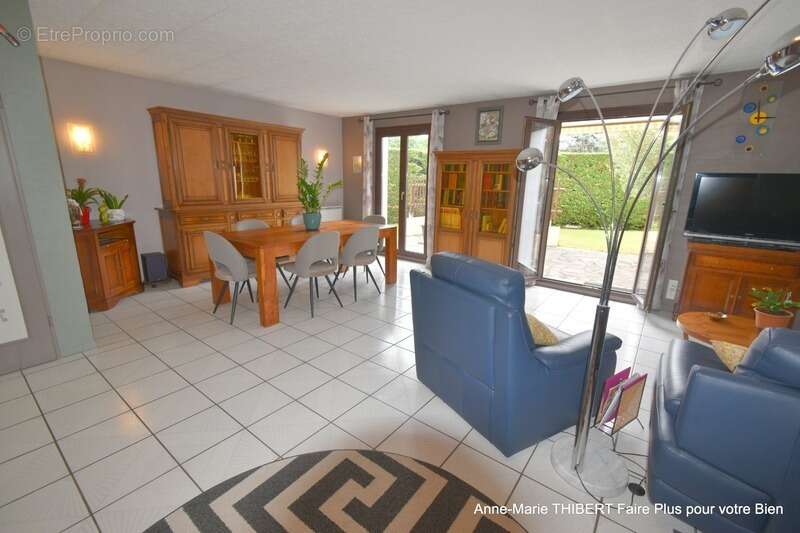 Maison à vendre 5 pièces CHASSIEU (69) - photo 9