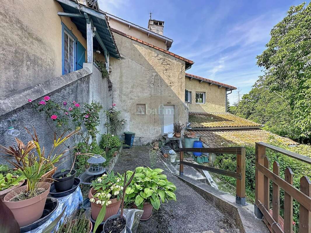 Appartement à GALAN