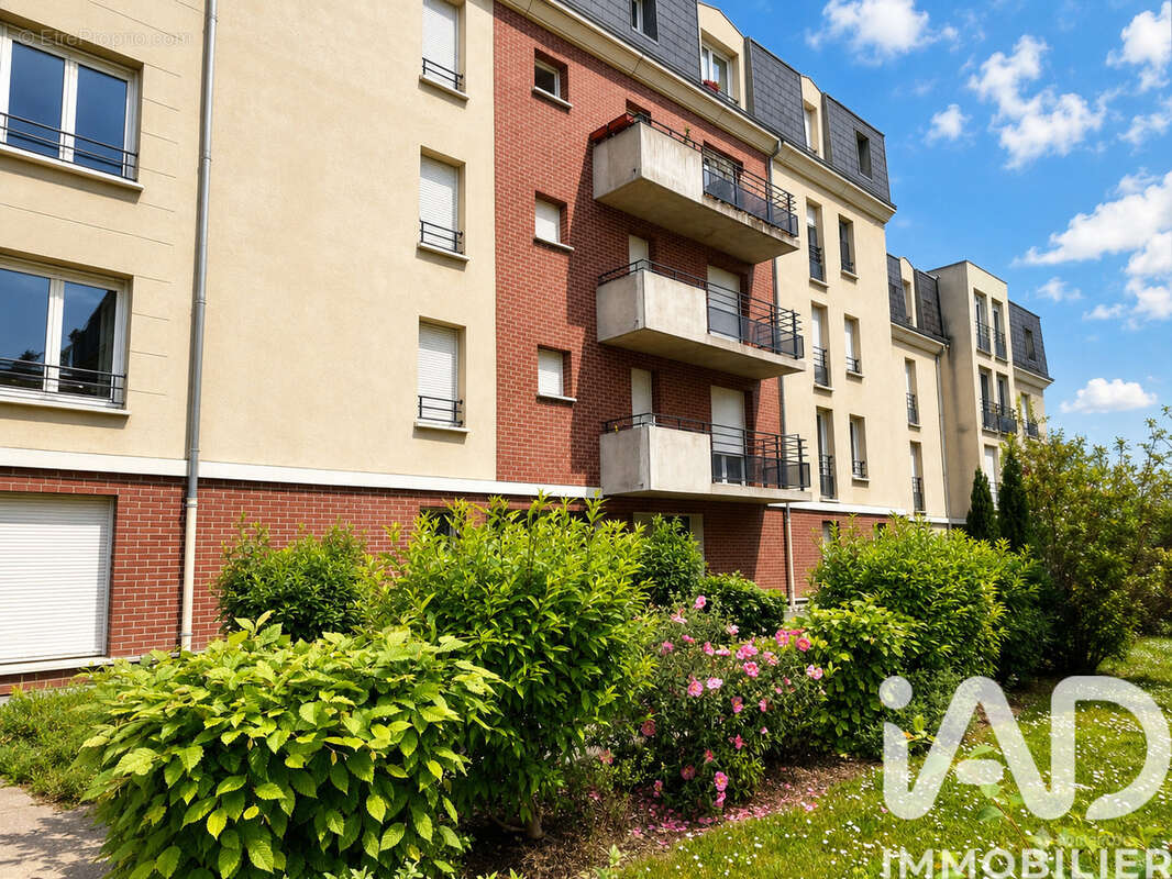 Photo 2 - Appartement à MARGNY-LES-COMPIEGNE