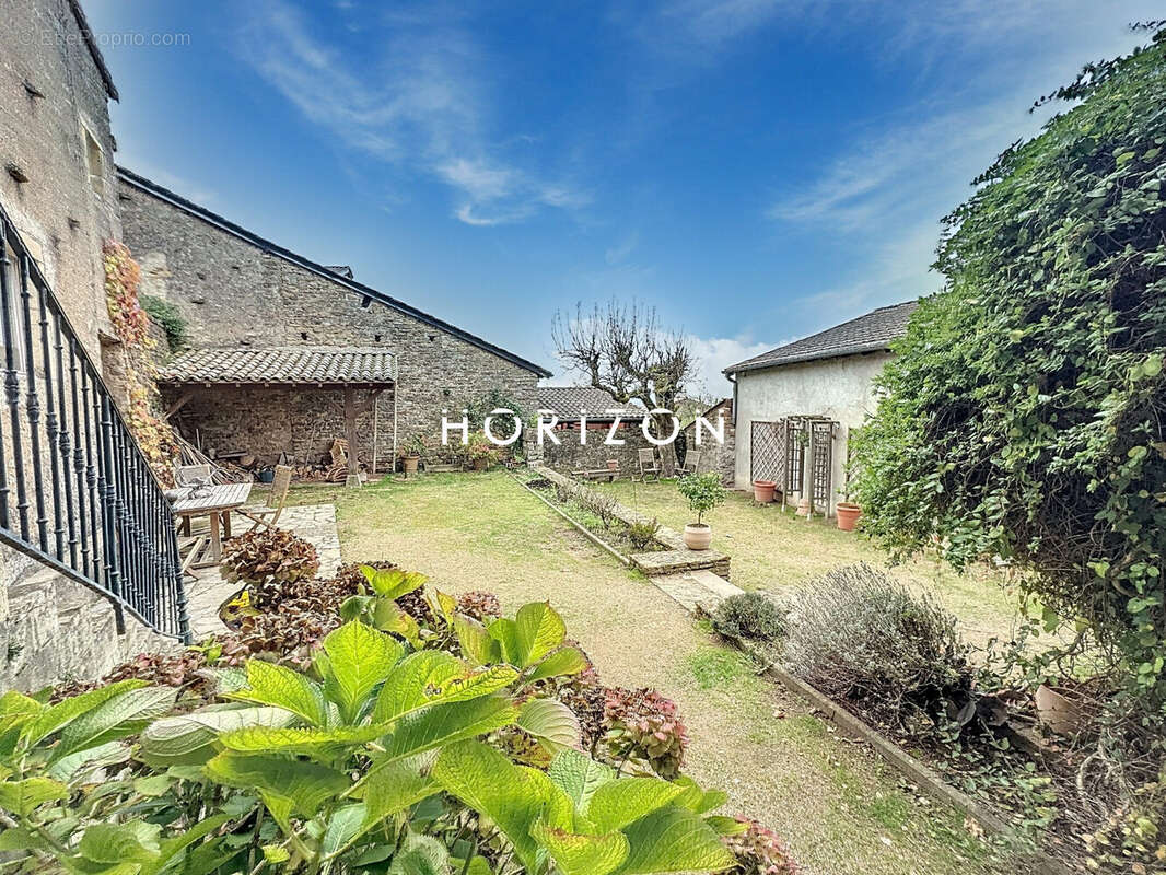 Maison à BERZE-LA-VILLE