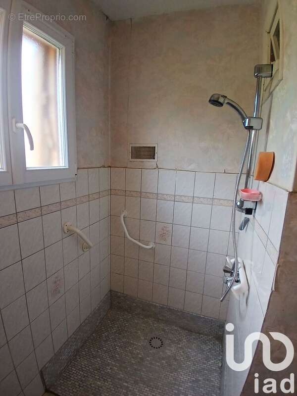 Maison 95 m² à Albine  - photo 9