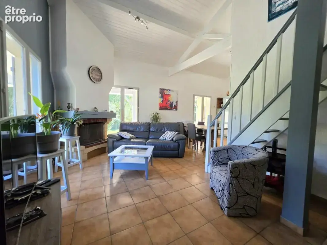 Maison À Vendre - photo 2