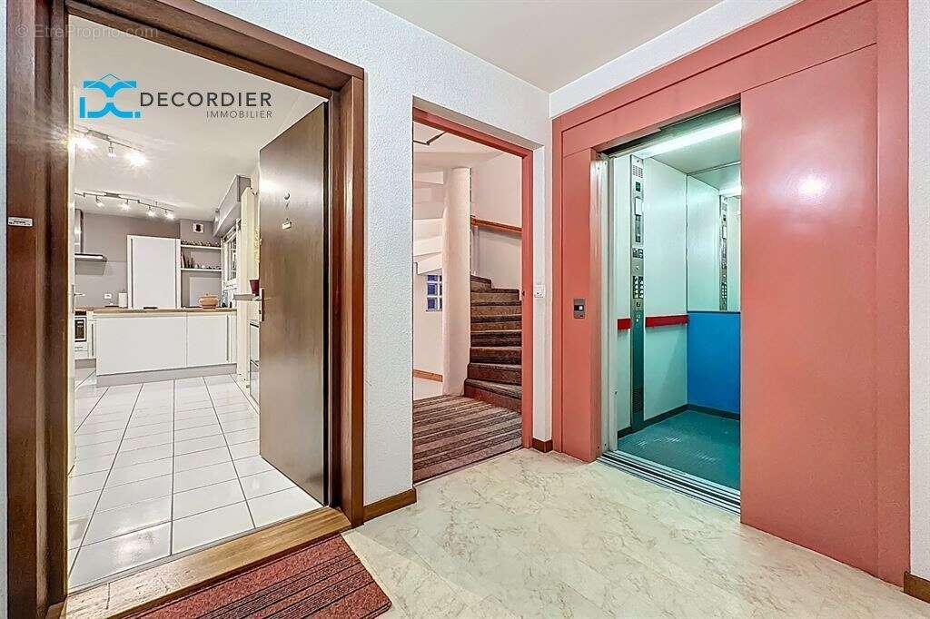 Appartement à EVIAN-LES-BAINS
