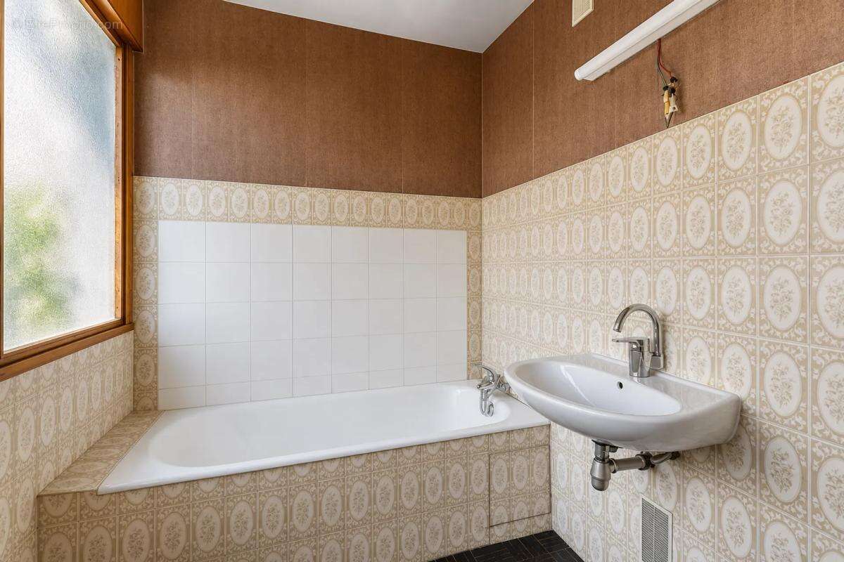 Appartement de 5 pièces de 112 m² à Grenoble - photo 11