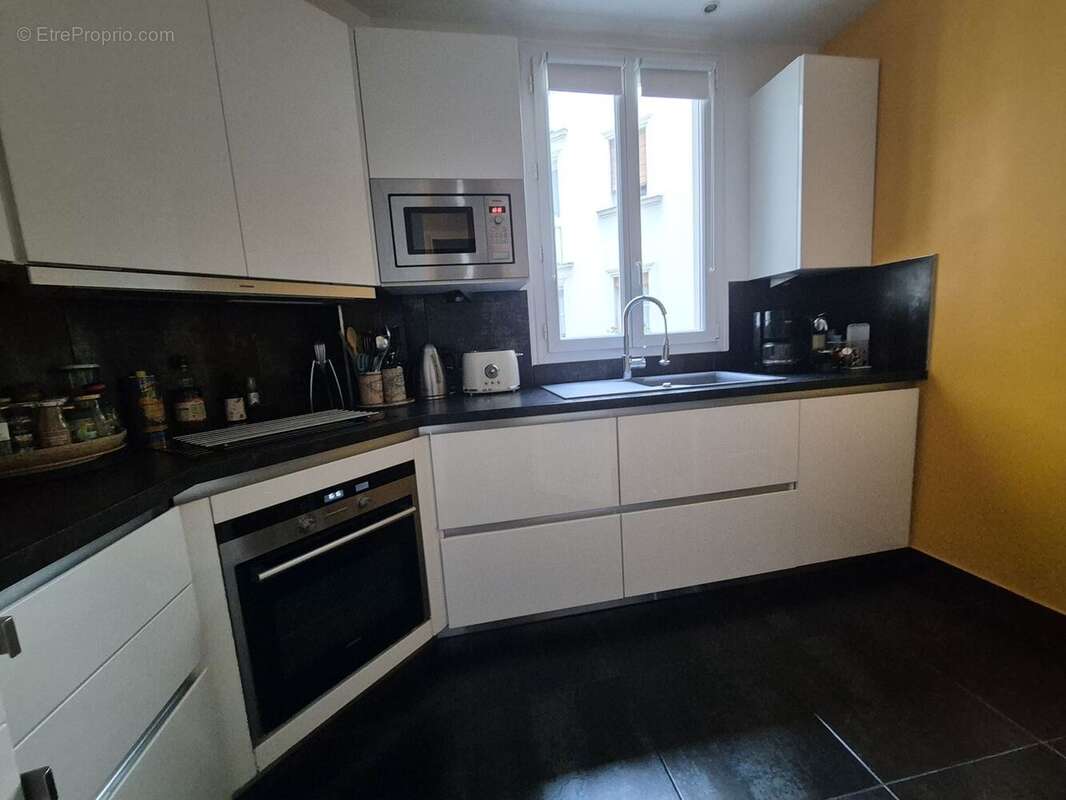 Appartement 79 m² à Paris-18e  - photo 8
