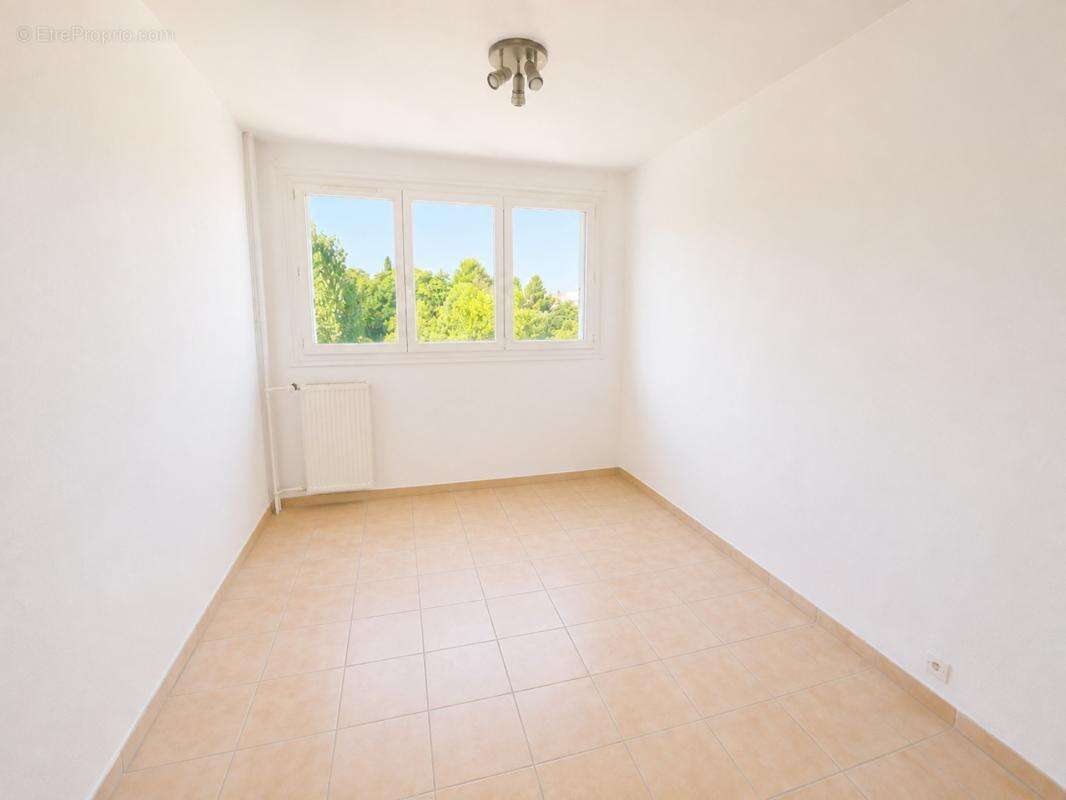 13010 Saint-Tronc Type 6 avec balcon - photo 6