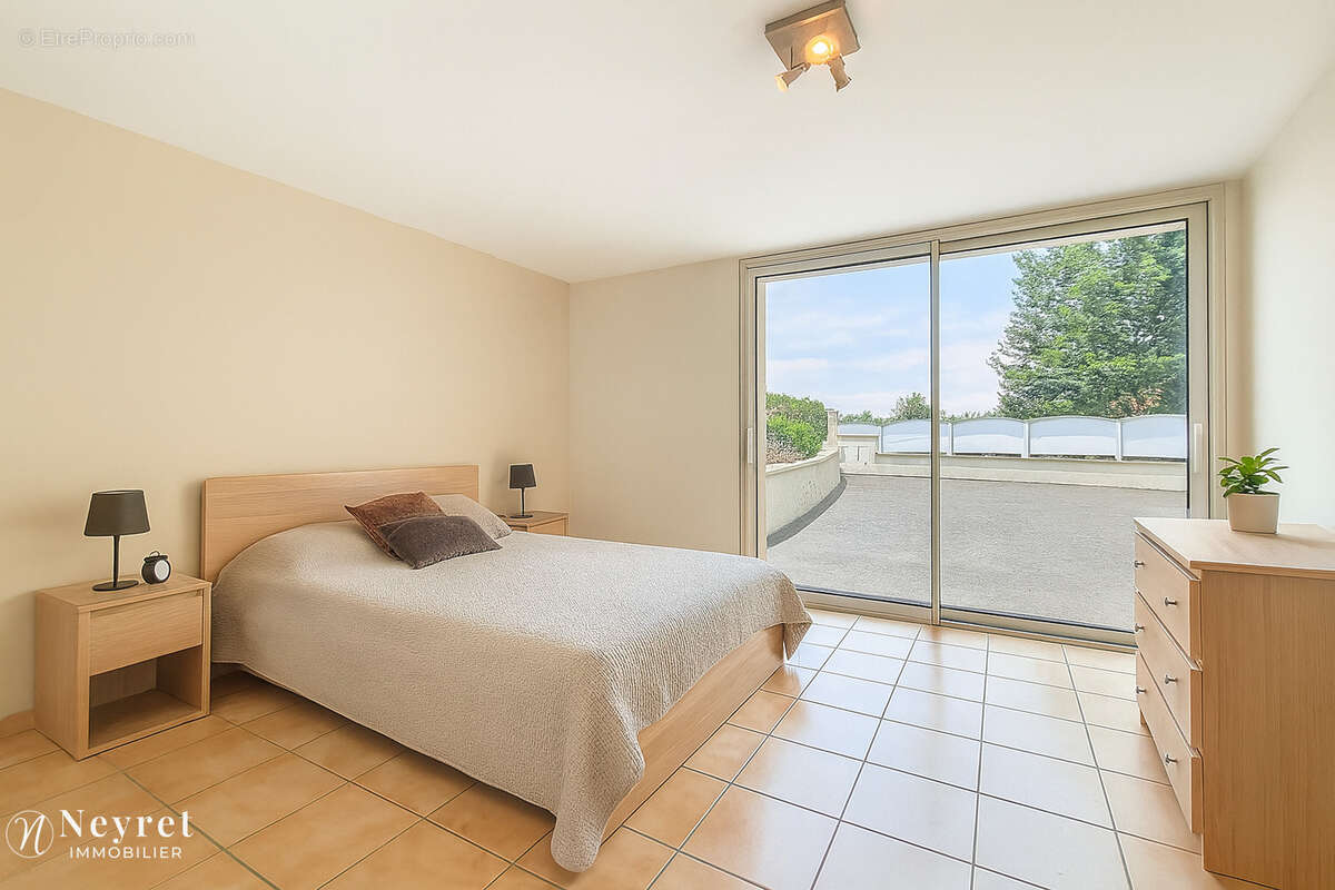 Maison à vendre   Ternay (69360)   145 m2 - 3 chambres 1 bureau- sous-sol   Terrain 1157 m2- piscine - photo 12