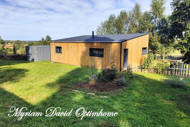 Maison à SAINT-HERNIN