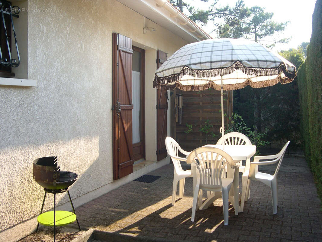 Maison sur 1050 m2 située à 700 m de la plage - photo 15