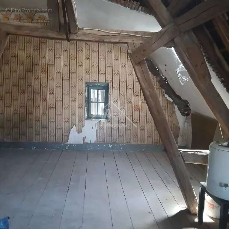 Maison à VARENNES-SUR-ALLIER